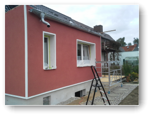 Anbau verputzt Fensterbänke neu und gestrichen Anbau verputzt Fensterbänke neu und gestrichen